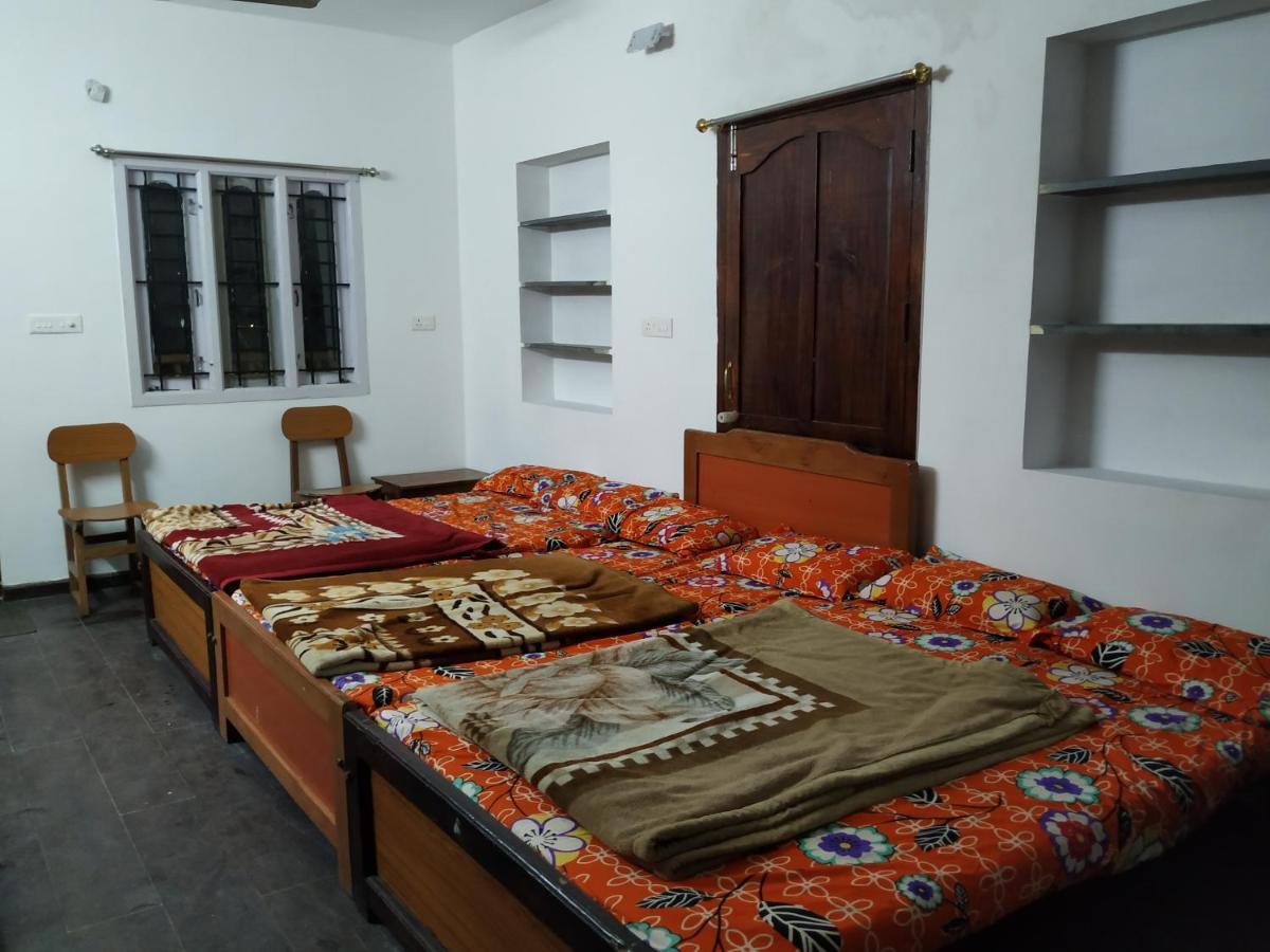 White House Anandagiri Hostel Kodaikanal Ngoại thất bức ảnh